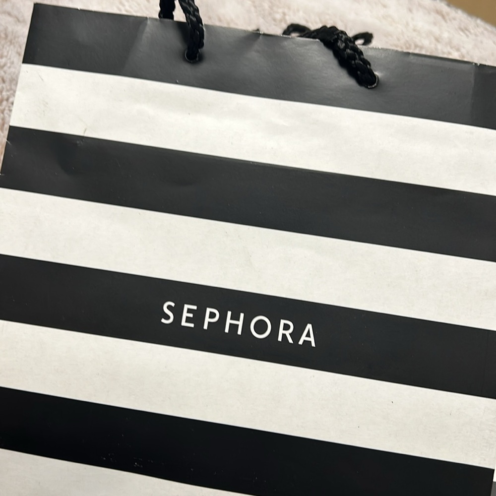 Sephora shopping bags - Picture 2 of 6